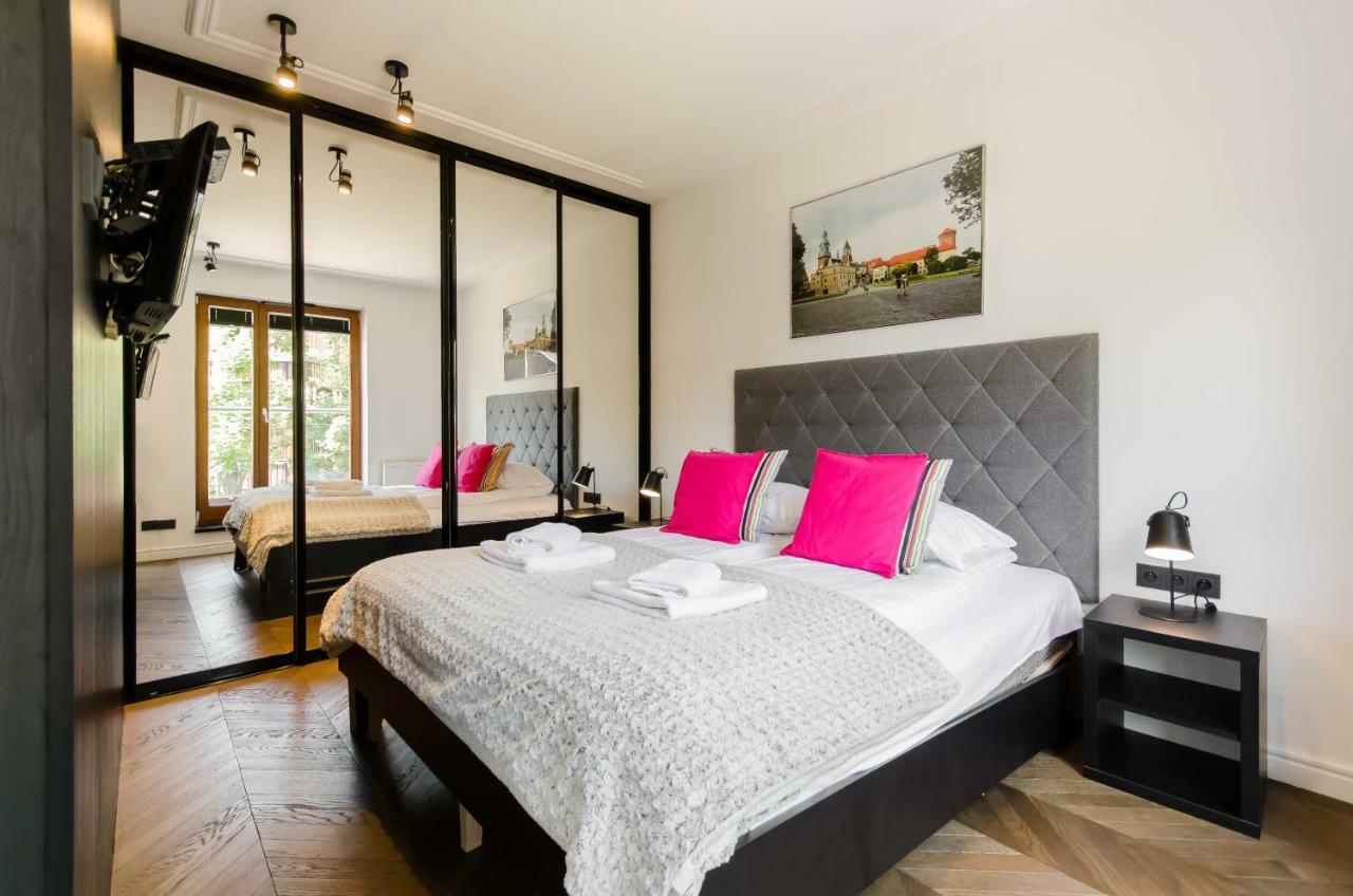 Central Kazimierz Apartment With Balcony كراكوفيا المظهر الخارجي الصورة