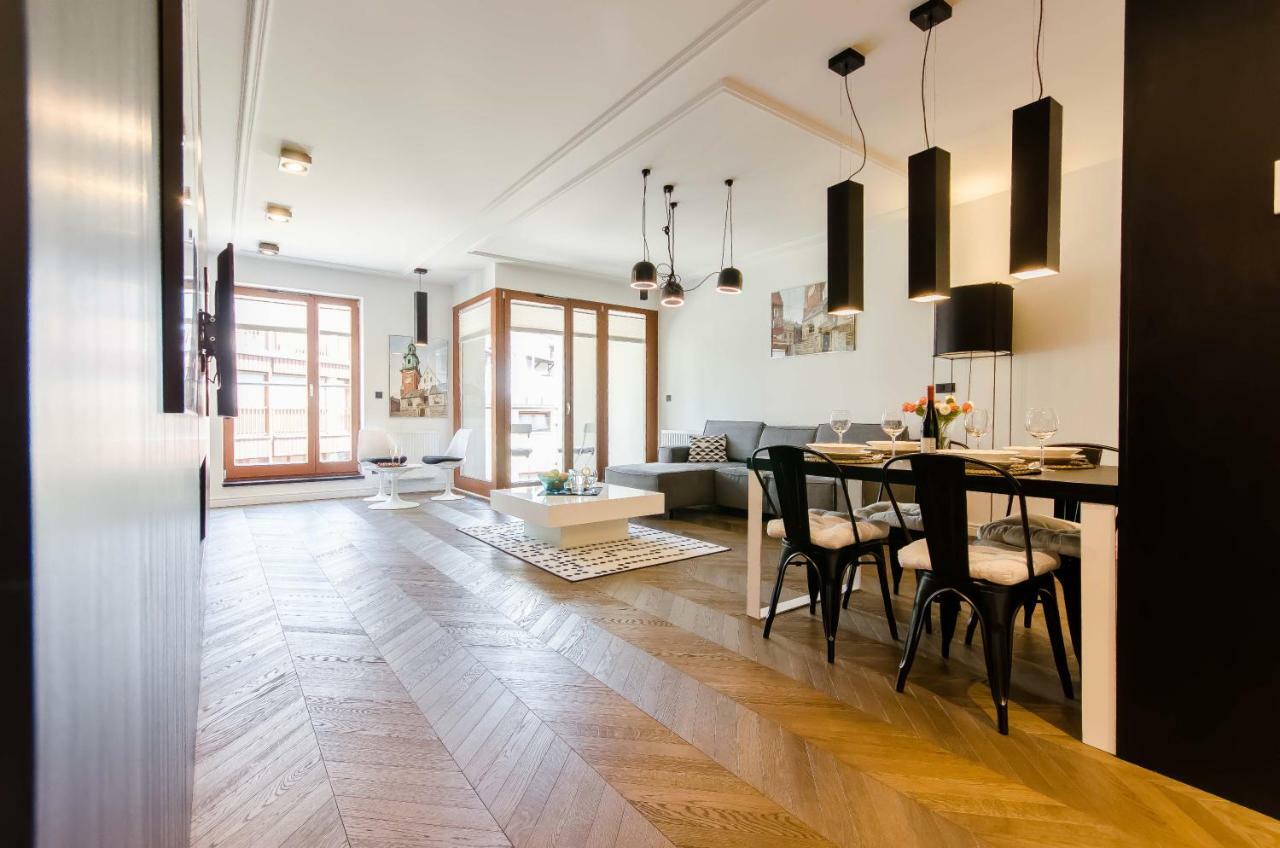 Central Kazimierz Apartment With Balcony كراكوفيا المظهر الخارجي الصورة
